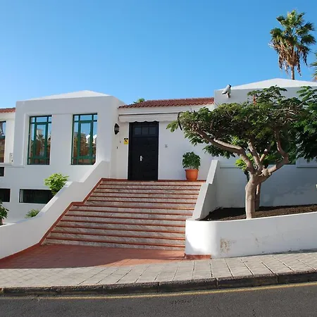 Villa 100 Island Village Julia