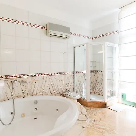 Villa 100 Island Village Julia *